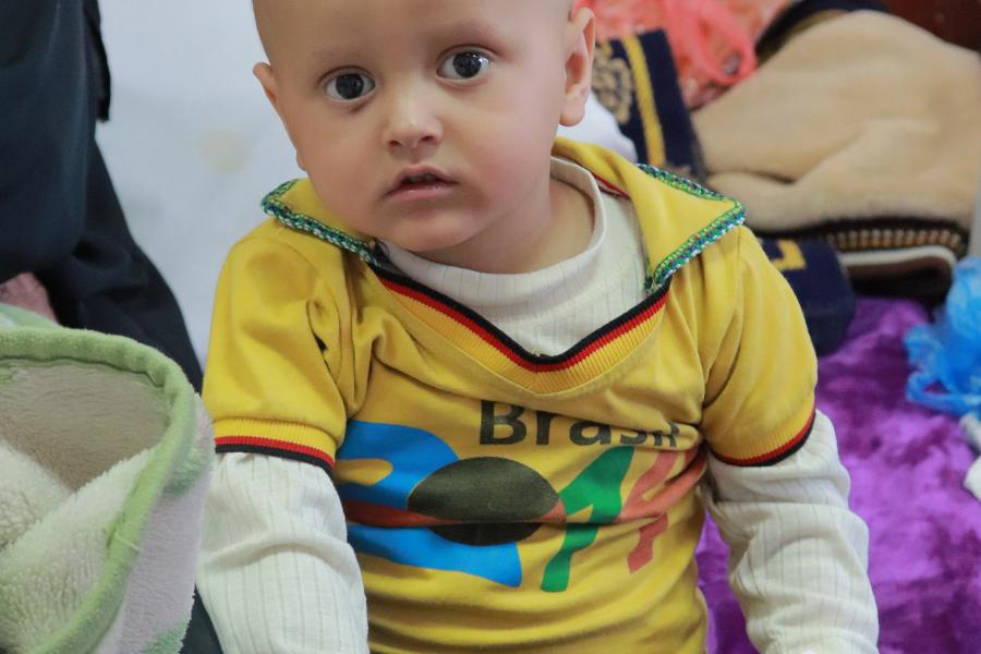3 years old boy, suffers from kidney cancer